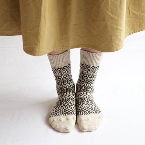 Nishiguchi Kutsushita luxury japanese jaquard socks