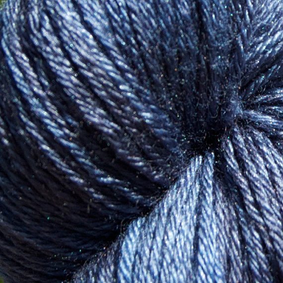 ISLINGTON - sw BFL / Silk fingering ...'L'heure Bleue' navy / indigo by Kettle Yarn Co.