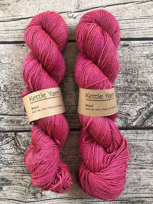 BEYUL fingering -PRE-ORDER Raspberry