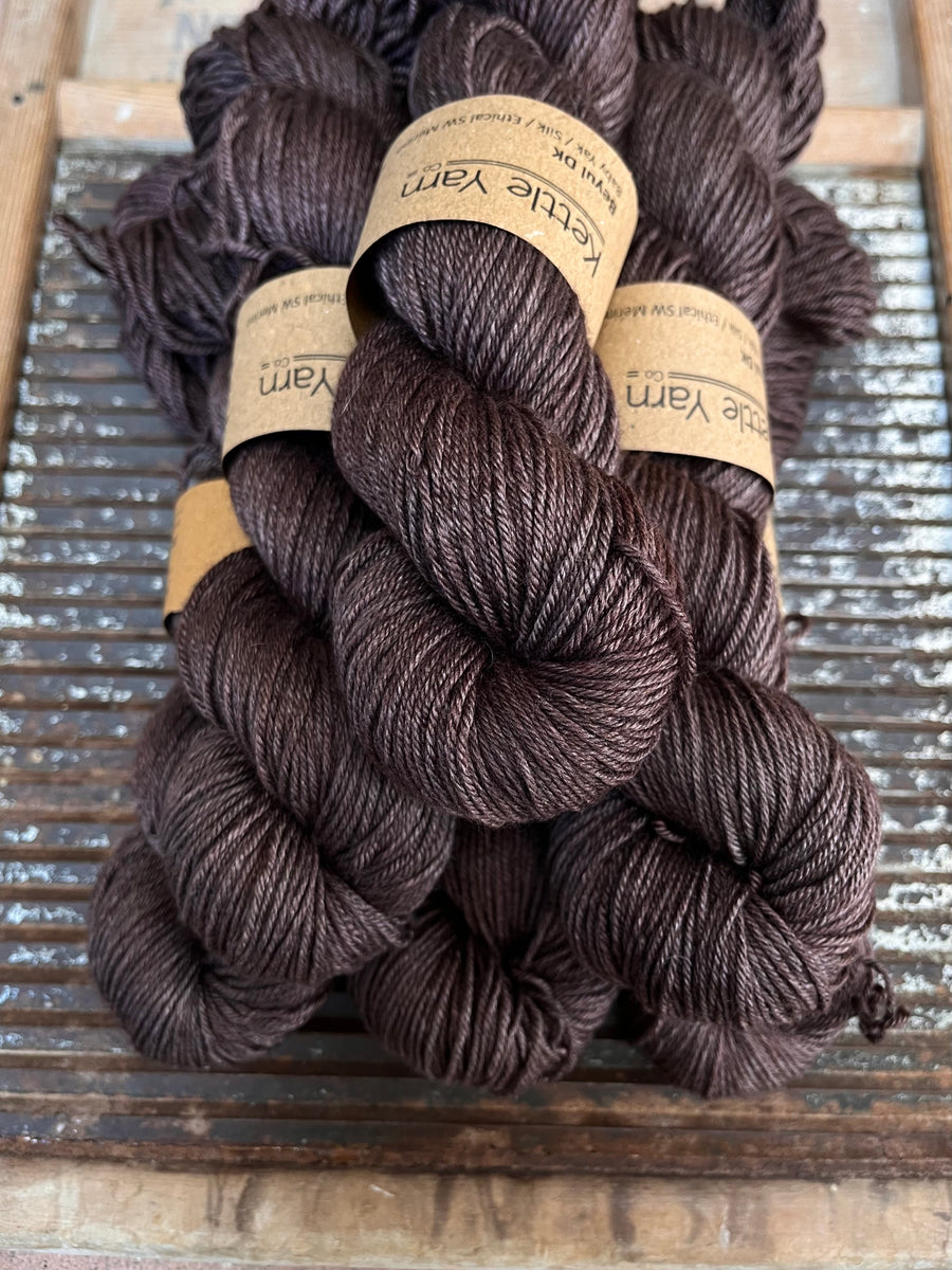 BEYUL DK -PRE-ORDER Cocoa