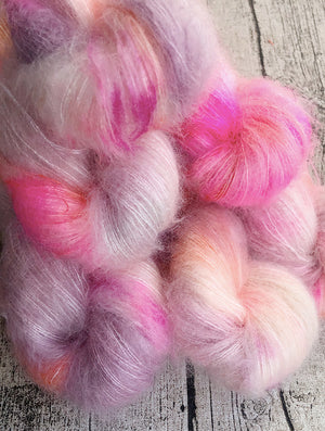 Hythe Ooak - pinks