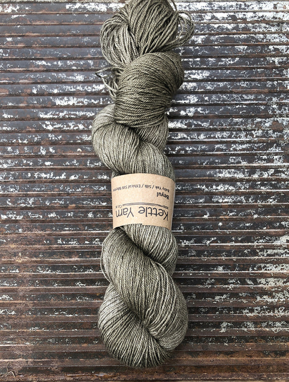 BEYUL fingering -PRE-ORDER Lichen