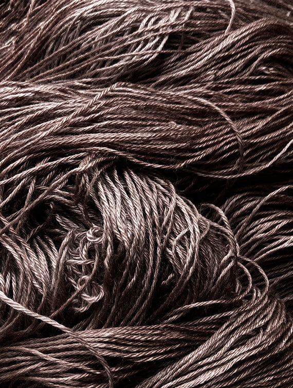 ISLINGTON fingering – PRE-ORDER Nutkin